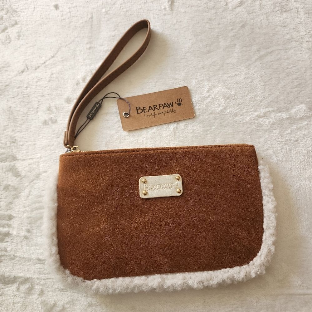 Bearpaw NEW Brown Suede with Sherpa Wristlet